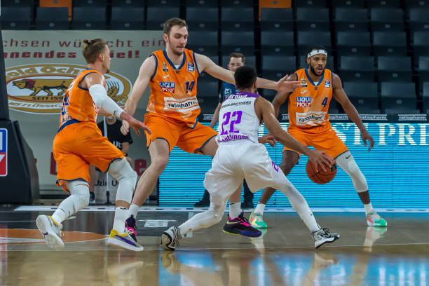 团队及其粉 团队及其粉